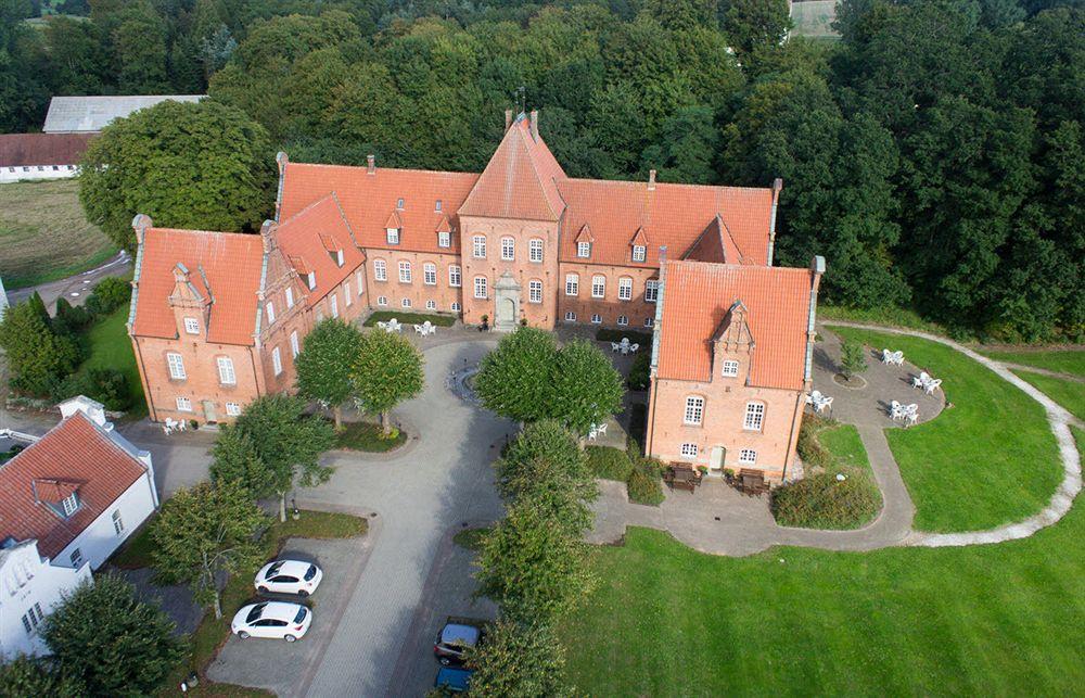 Sophiendal Manor Hotel Låsby Eksteriør billede