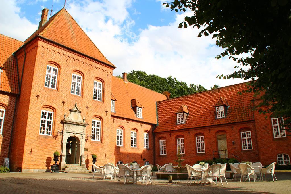 Sophiendal Manor Hotel Låsby Eksteriør billede