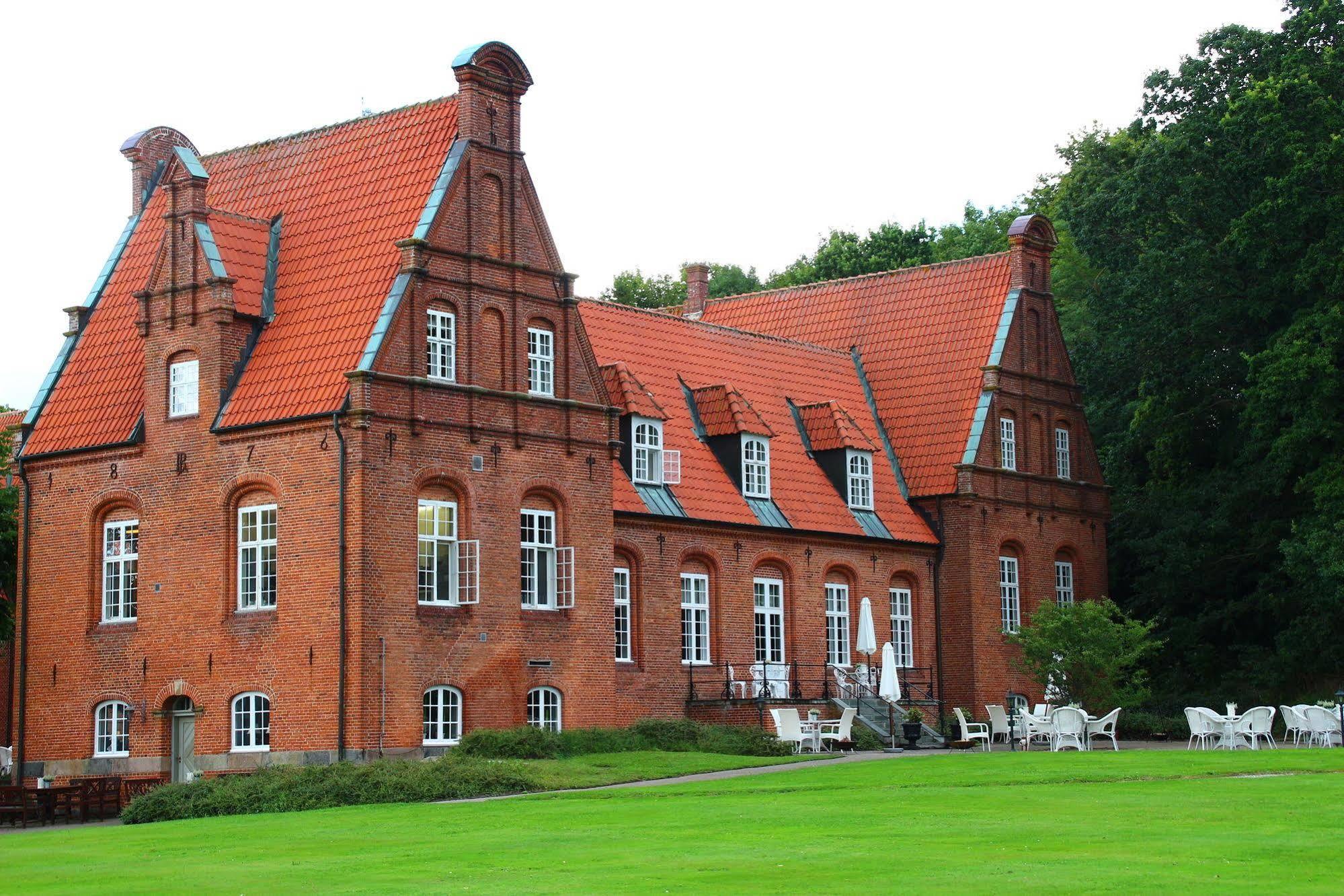 Sophiendal Manor Hotel Låsby Eksteriør billede